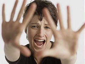 哪种现象属于狂躁抑郁症