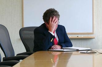 焦虑症疾病有哪些相关的危害呢